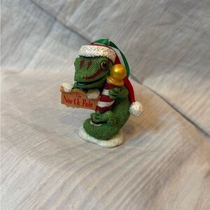 The Danbury Mint Christmas Baby Animal Ornament Collection Gecko